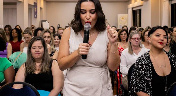 Empresarial  de II Palestra Roberta Souza e Silva