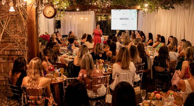 Empresarial  de Palestra Roberta Souza