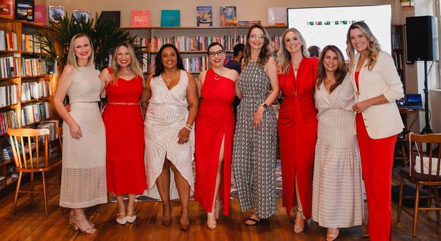 Empresarial  de Evento Raízes - Roberta Souza