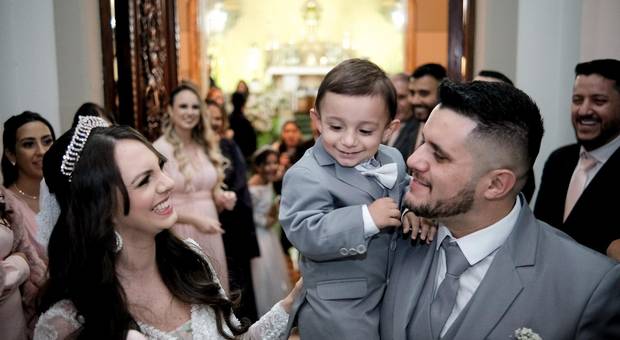 Casamentos novos de Mariana e Flávio