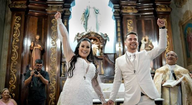 Casamentos novos de Leila e Alan