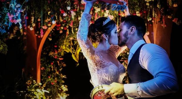 Casamentos novos de Adriana e Neto