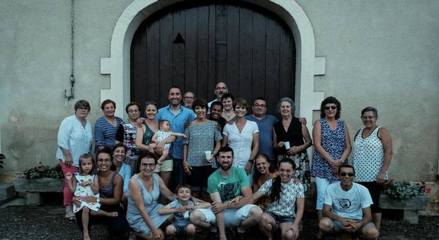 Casamentos novos de Aperó e os preparativos para o grande dia | Carol e Thomas - Maylis | França 