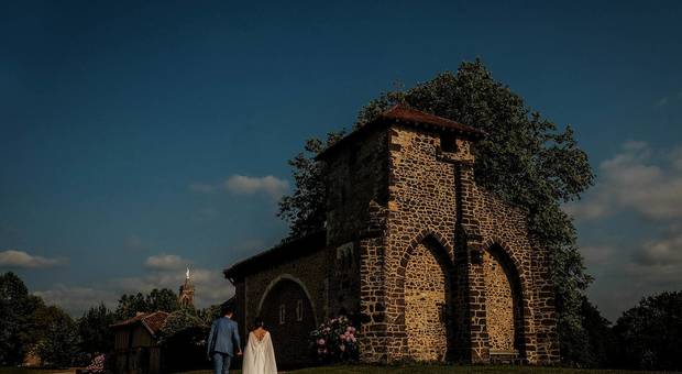 Casamentos novos de Carol e Thomas casamento | Maylis -  França