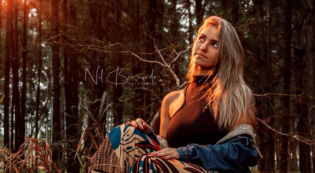 Feminino de Ensaio Feminino Gisa