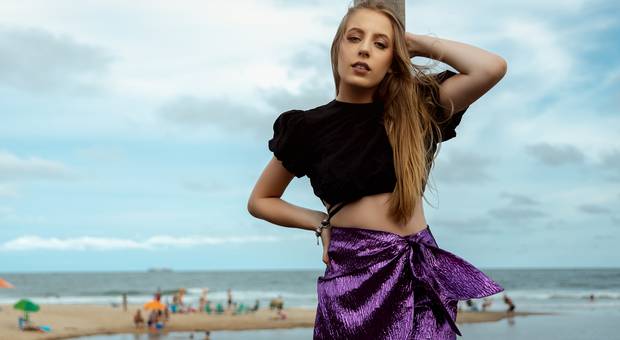 Feminino de Ensaio 15 Anos - Cinara