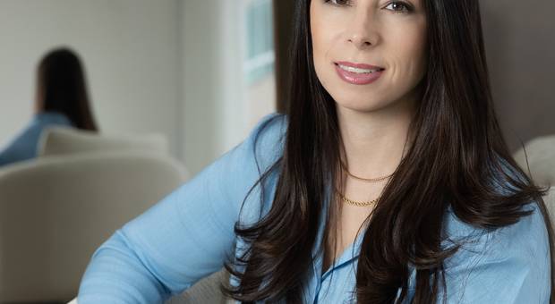 Corporativo de Ensaio de Negócios - Jaqueline