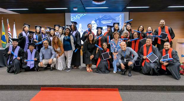 Formatura de Formatura Recursos Humanos e Contabilidade