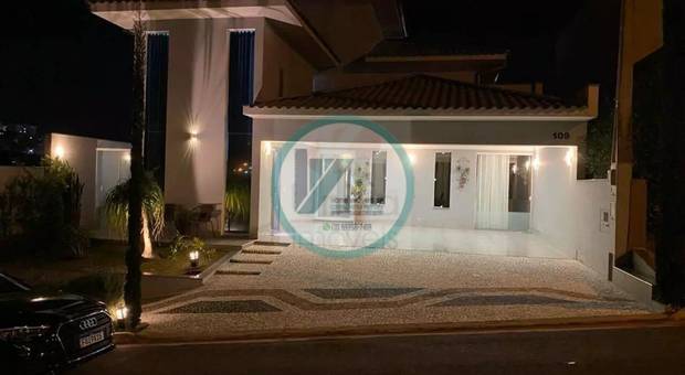 Condomínios de CA1557 Condomínio próximo ao centro, Itatiba SP, à venda Casa com 3 dormitórios 230 m²