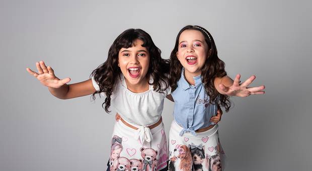 Famílias de Ensaio Mãe e Filhas - Juliana, Lívia e Sara