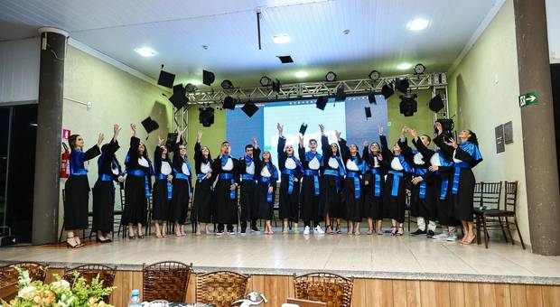 Colação de Grau de 3° Ano Nota 10 