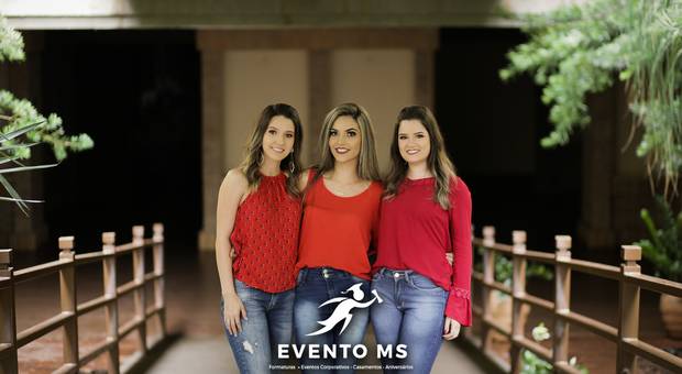 Ensaios Fotograficos de Ensaio Fotografico Estética e Cosmética - UNIGRAN 2018 