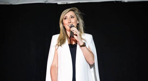 Festas de Cine Majestic Hall na fronteira foi um sucesso