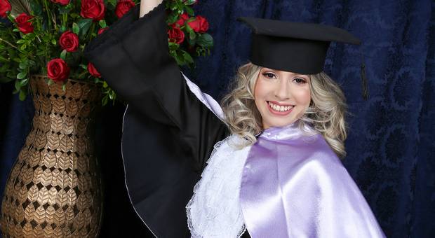 Colação de Grau de Formatura de Leticia dos Santos Tessaro