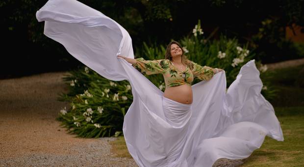 Gestante / Newborn de Esperando Lara