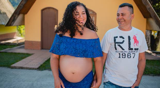 GESTANTE de ESPERANDO ÍTALLO