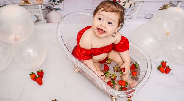 Smash The Cake de Banheira de morangos 