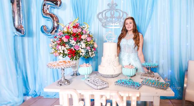 Festas de 15 anos  de Djeni