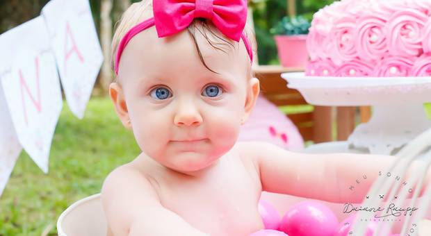 Smash The Cake de Valentina