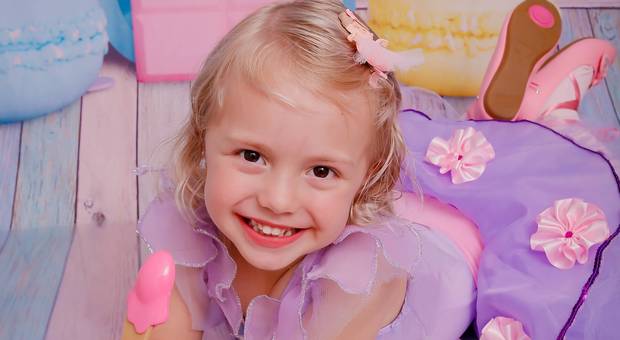  Estúdio  de Lara ( Ensaio dia das Crianças) 