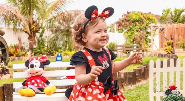 Smash The Cake de ANA CLARA