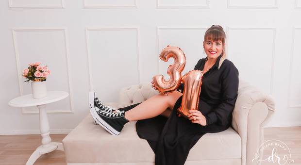  Estúdio  de Francine 31 anos 