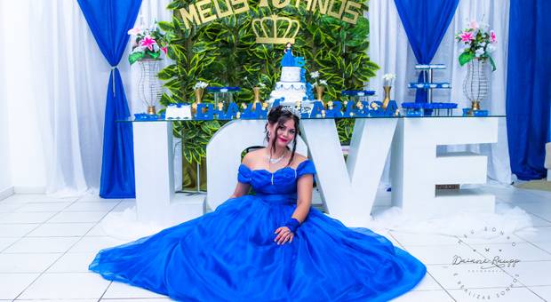 Festas de 15 anos  de Thayná e sua Maravilhosa Festa a Fantasia