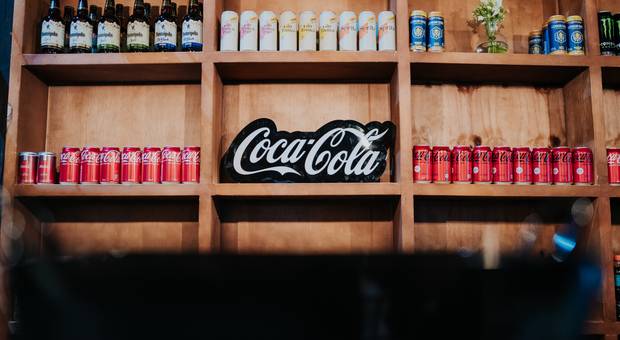 Corporativo de Coca-Cola e Carrefour 2023