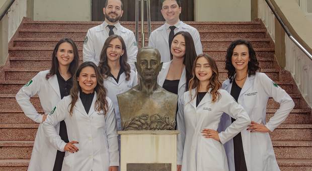 Retratos Profissionais | Construção de Imagem de Retrato profissional em São Paulo - Residência Médica em Pneumologia 