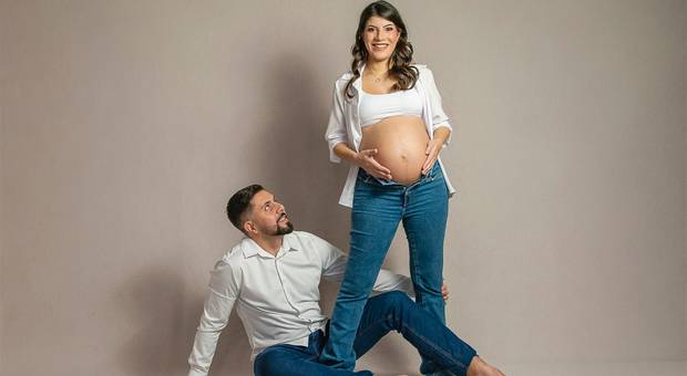 Família de ENSAIO GESTANTE EM SÃO PAULO | À ESPERA DE LIZ - LARISSA & JOÃO