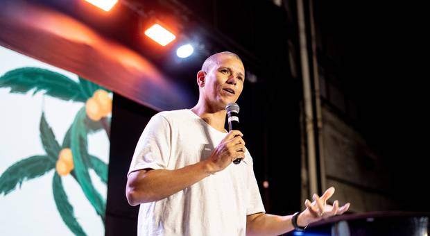 MAG de verão de MAG de verão - Hildo Felix