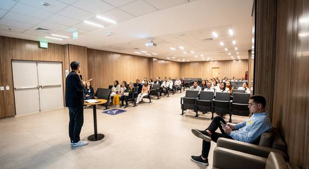 Outros de Hospital São Luiz  - 23/4/2025