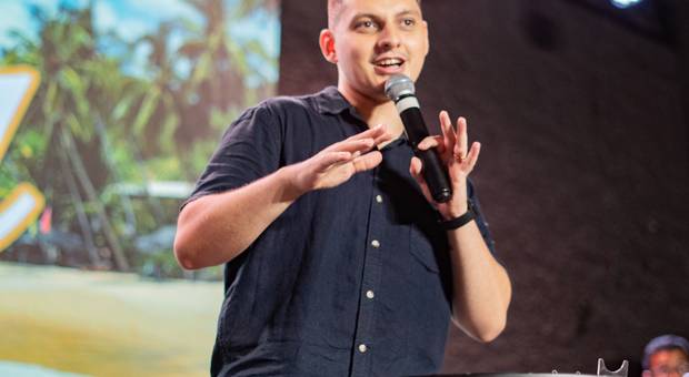 MAG de verão de Mag de Verão - Pr. Hudson Santos - DIA 01