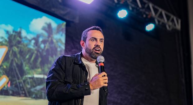 MAG de verão de Mag de Verão - Pr. Rodrigo Alvim