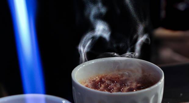 Gastronomia  de Restaurante No quintal com chef