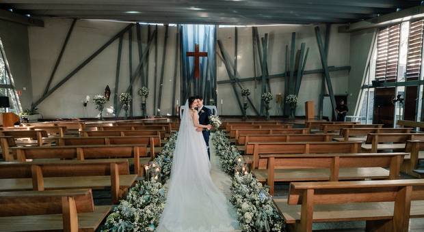 Casamentos na igreja de Stephanie e Fernando