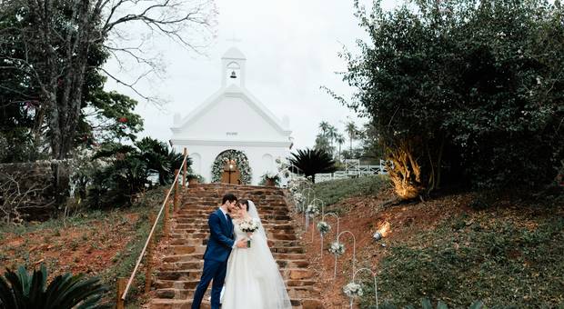 Casamentos no campo de Thais e Henrique