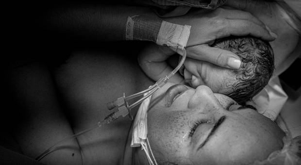 PARTO DOCUMENTAL de Nascimento da Helena