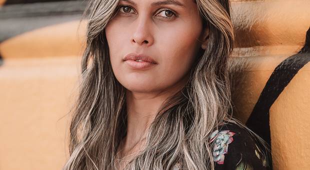 Ensaio Externo  de Milena Silva 