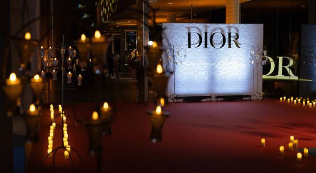 Eventos de DIOR | Baile de Máscara