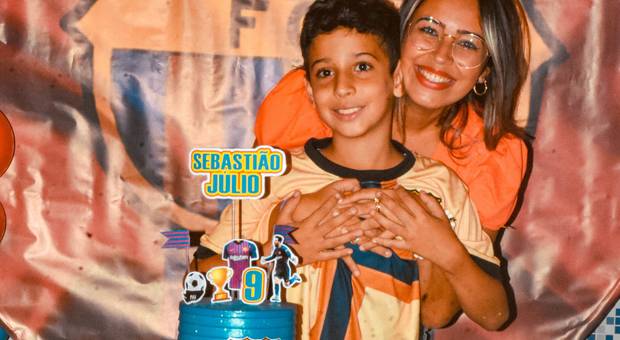 ANIVER de ANIVERSÁRIO 