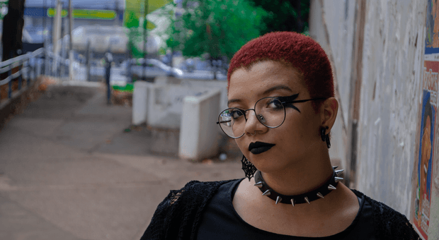 ENSAIOS COMISSIONADOS of VIVIAN FIGUEIREDO