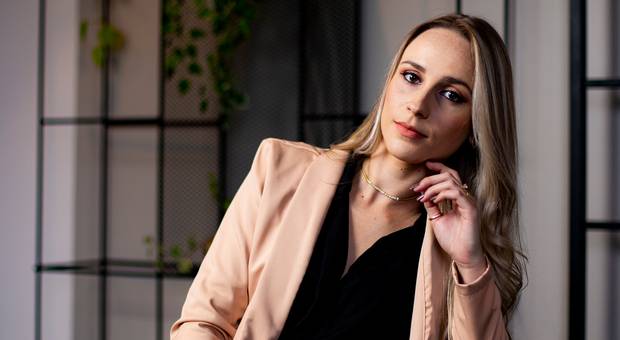 Ensaios Corporativo de Tai Rehbein