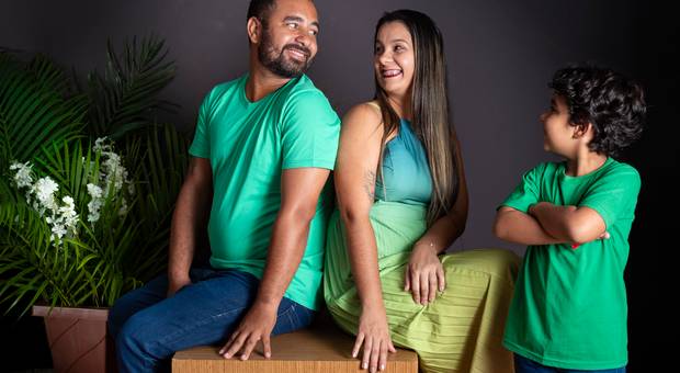 Ensaio estúdio de Ensaio Família Thaís