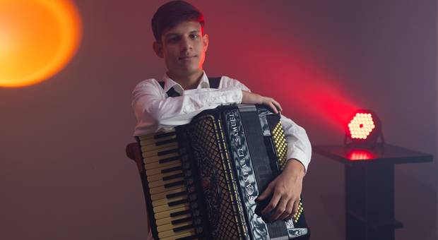 Ensaio estúdio de Samuel sanfoneiro