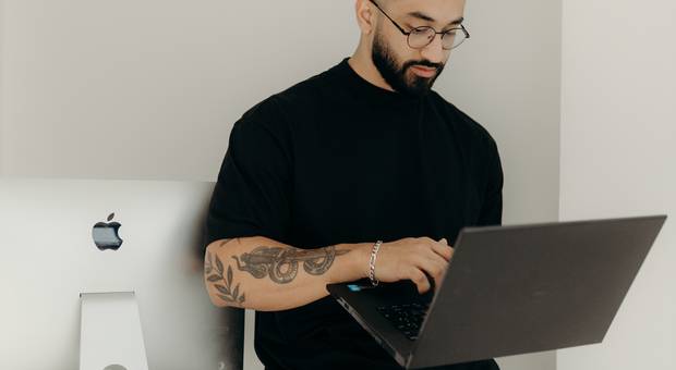 Marca pessoal de Leonardo Oliveira