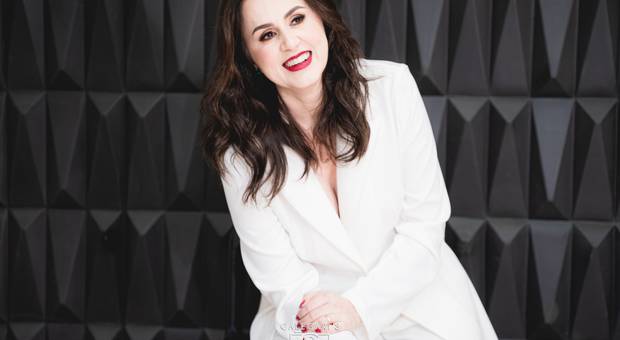 Ensaios de Ensaio - Sibele Mazetto e Equipe.