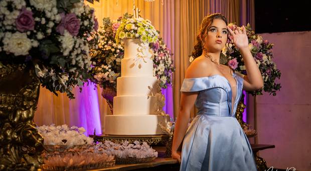 Debutante  de Ana Beatriz | 15 Anos