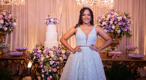 Debutante  de Bianca  | 15 Anos