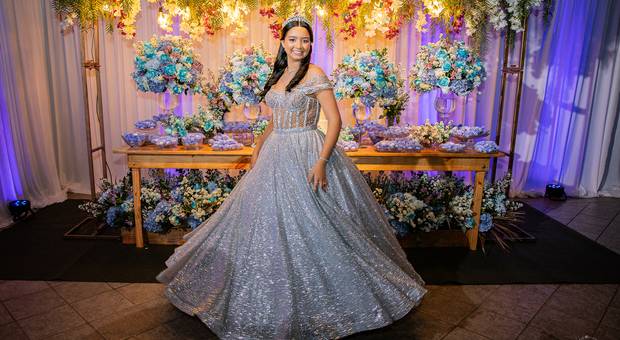Debutante  de Giovana | 15 Anos